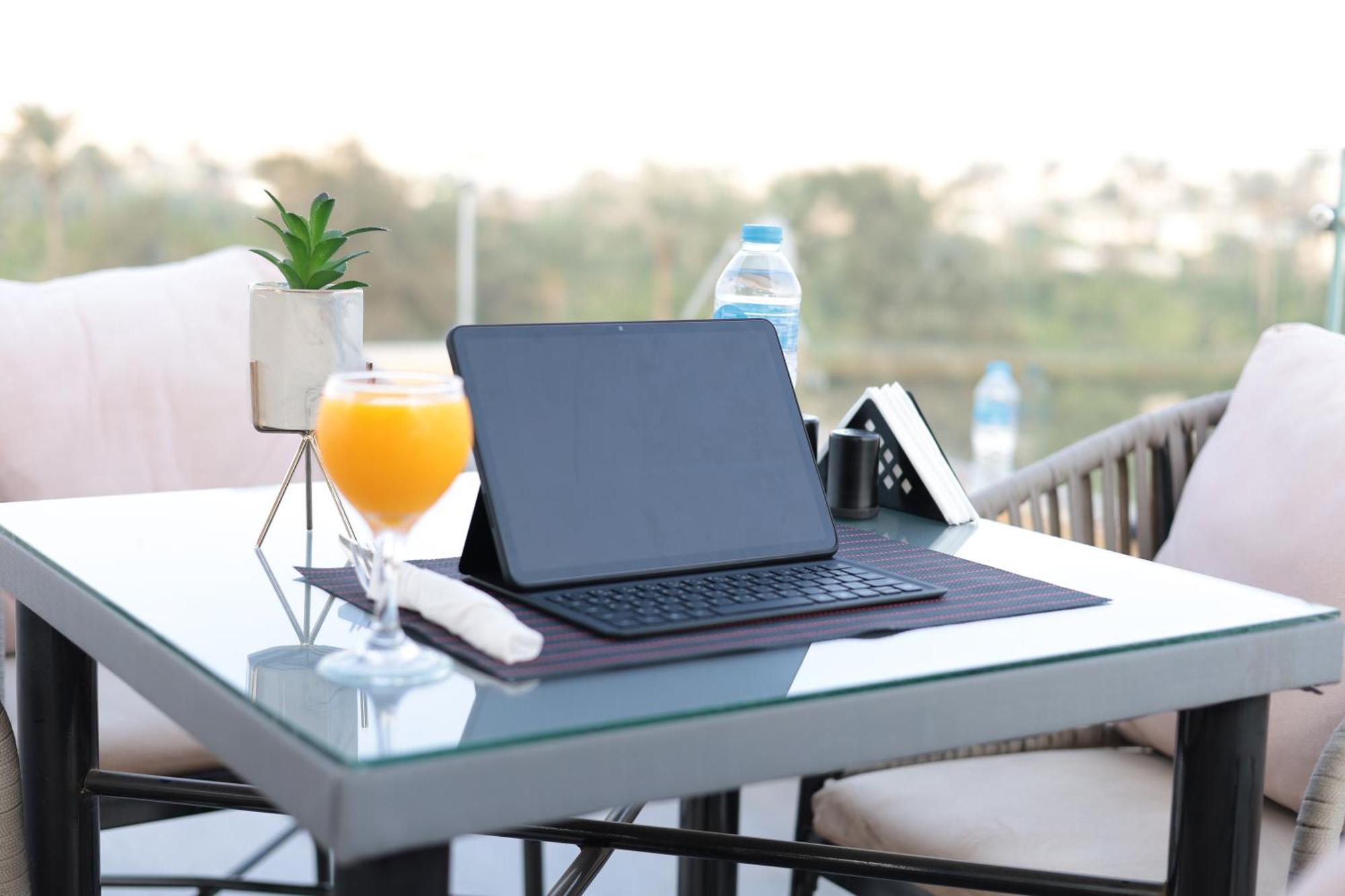 Golden Palm Sunrise Inn Kafret el-Gabal Buitenkant foto