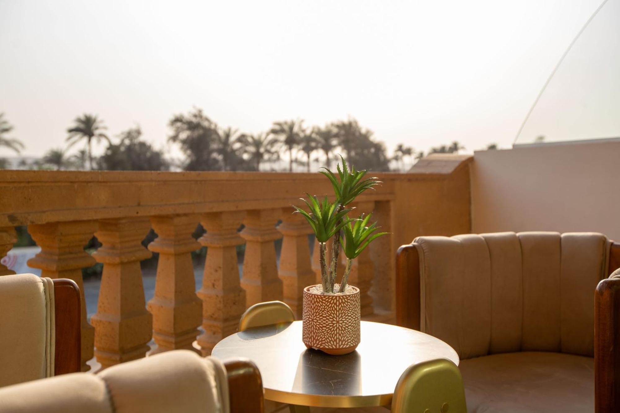 Golden Palm Sunrise Inn Kafret el-Gabal Buitenkant foto