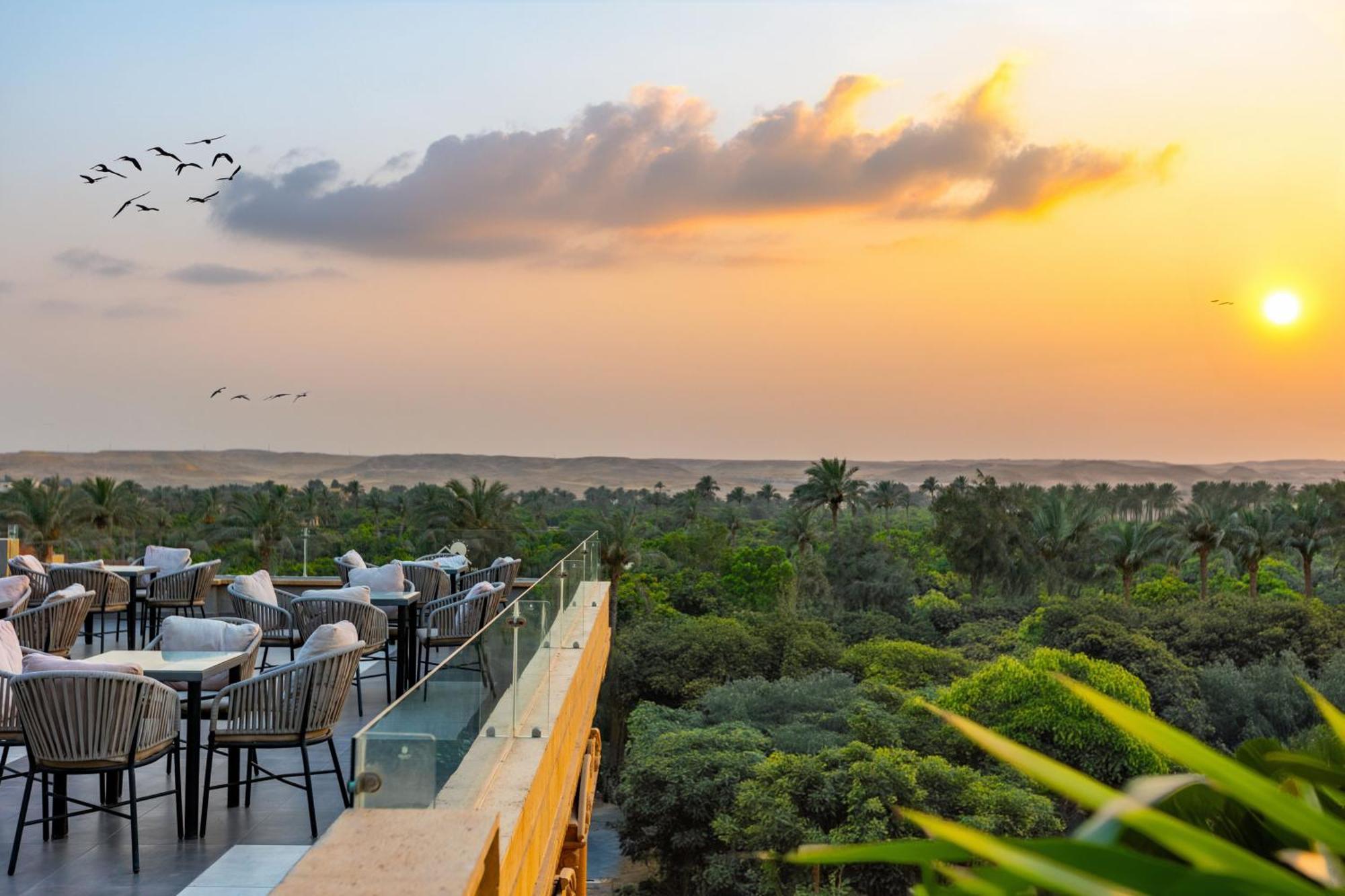 Golden Palm Sunrise Inn Kafret el-Gabal Buitenkant foto